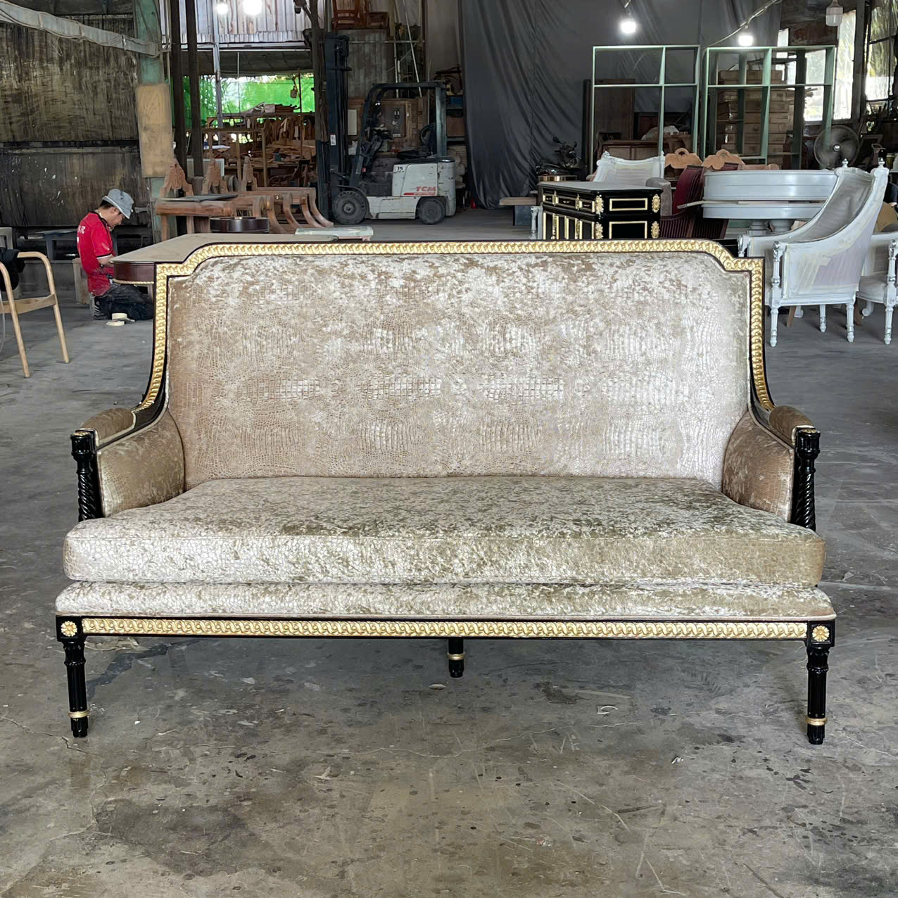 SOFA BĂNG CỔ ĐIỂN KATI LOUIS 16
